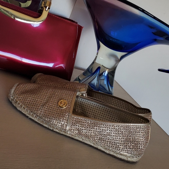 MICHAEL KORS GOLD ESPADRILLE FLATS - Picture 7 of 10